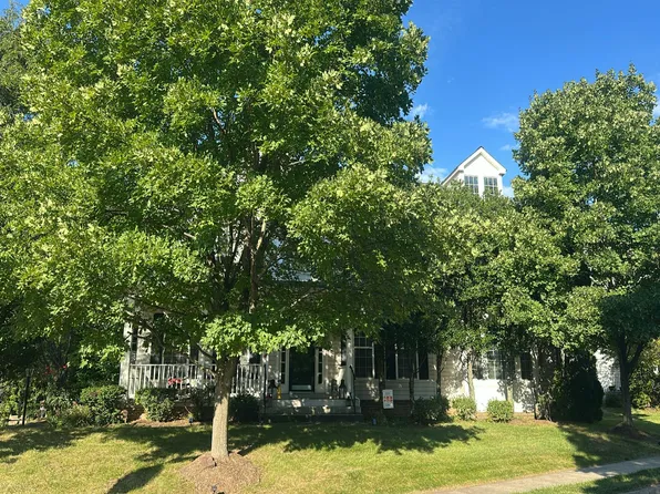 43350 Fullerton St, Ashburn, VA 20147