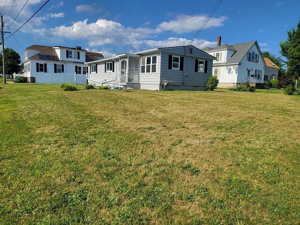 312 Oliver St, New Bedford, MA 02745 MLS 73139040 Zillow