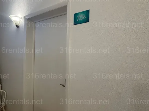 Opera House Apartments, 115 W Central Ave #206, El Dorado, KS 67042