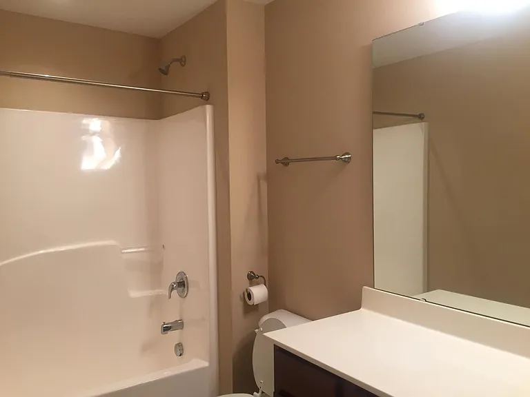 secondary bath