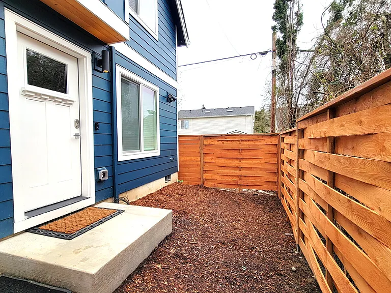 6842 N Mears St #B — Photo 17