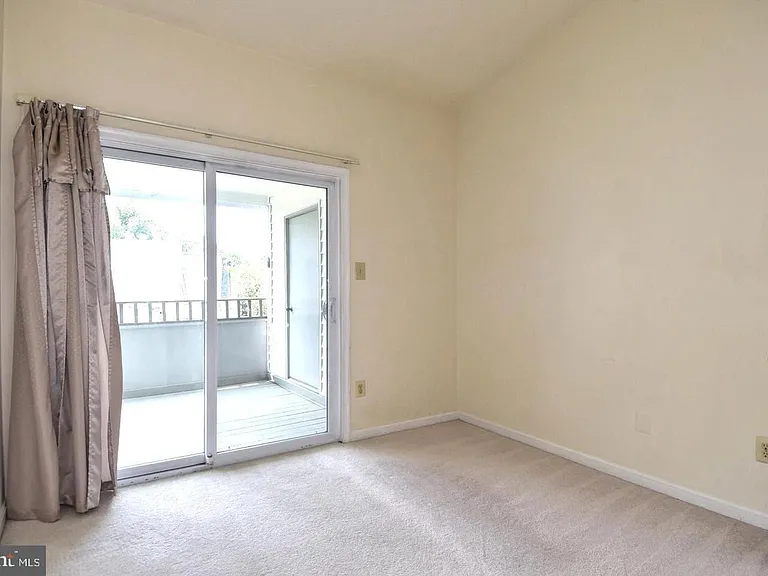 7705 Lafayette Forest Dr #33 — Photo 20