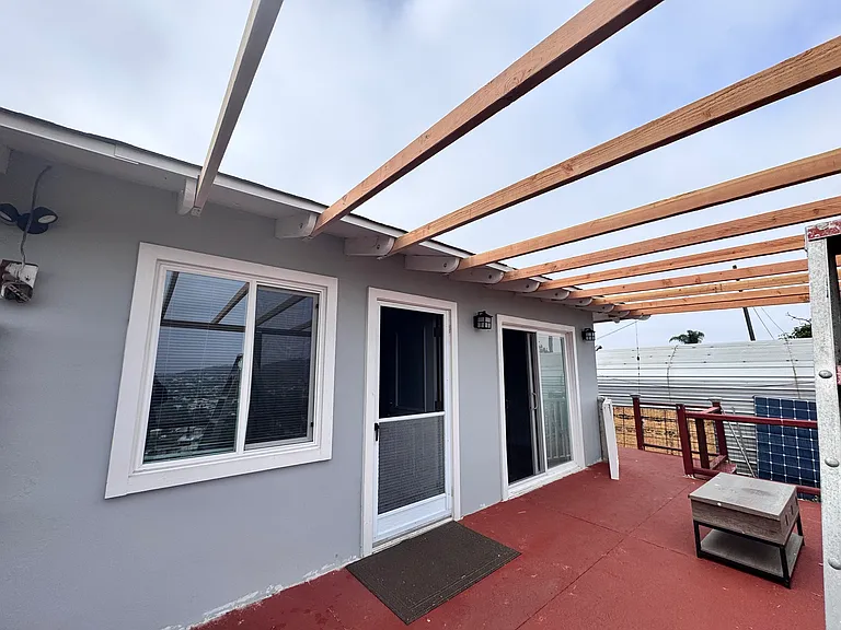 8042 Sterling Dr — Photo 2