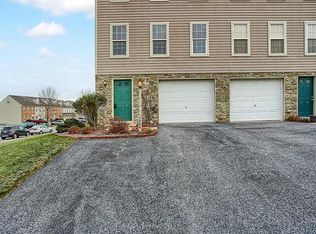 1004 Hearthridge Ln, York, PA
