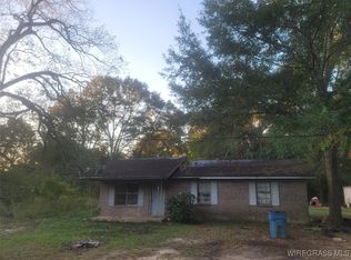 105 Stella St, Evergreen, AL 36401