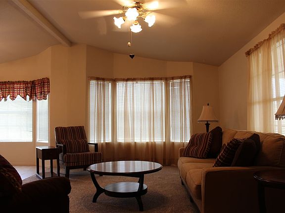 4th image of 5079 E 33rd Ln