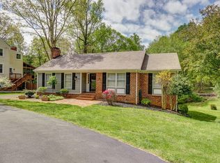 2013 Burnt Bridge Rd, Lynchburg, VA 24503