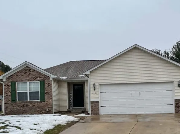 1201 Brooke Dr, Lebanon, IN 46052