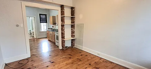 35 N Mulberry Street Photo 1