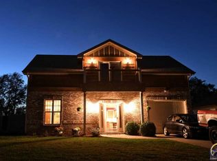 7111 SW Wheatfield Ln, Topeka, KS 66619