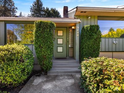 3233 NE 105th Street, Seattle, WA, 98125