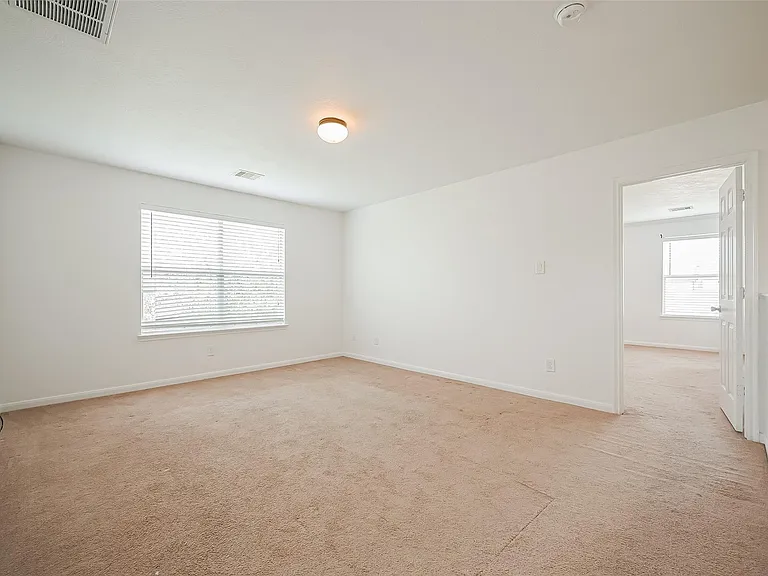 18334 Fair Grange Ln — Photo 10