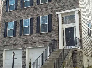 3519 Eagle Ridge Dr, Woodbridge, VA 22191