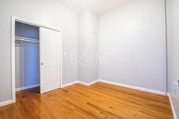 Rented by Brick&Mortar | media 14