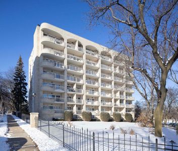 3300 W 32nd St APT 603, Minneapolis, MN, 55416