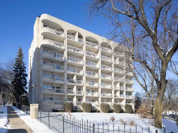 3300 W 32nd St APT 603, Minneapolis, MN 55416