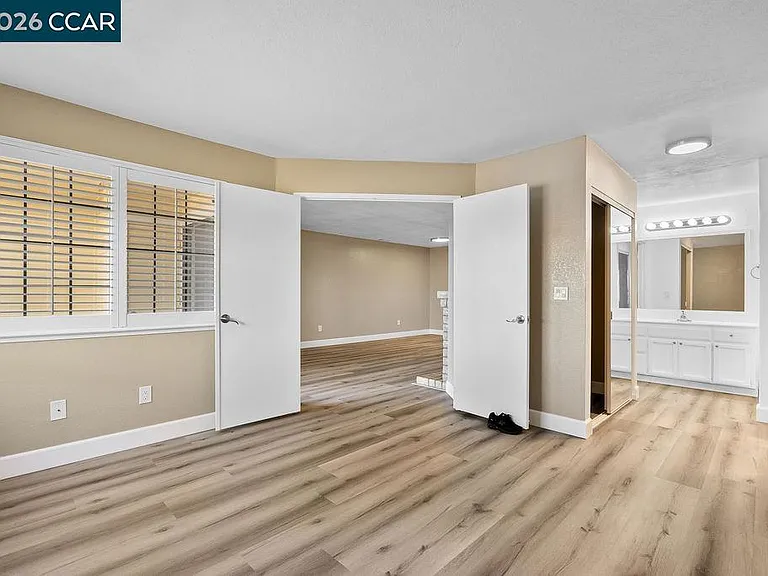 109 Devonwood — Photo 25