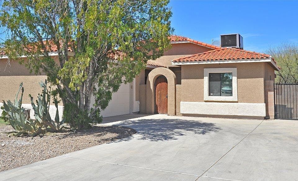 1st image of 3615 E Monte Vista Dr