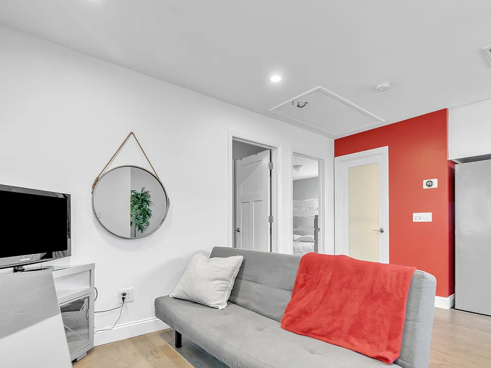 1822 Parkway #2