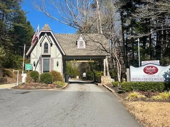 5 Bahn Innsbruck #5, Helen, GA 30545