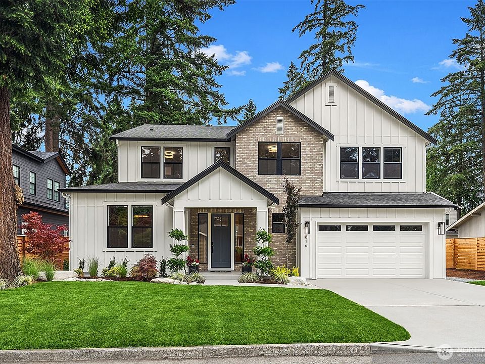 1st image of 816 165th Avenue NE