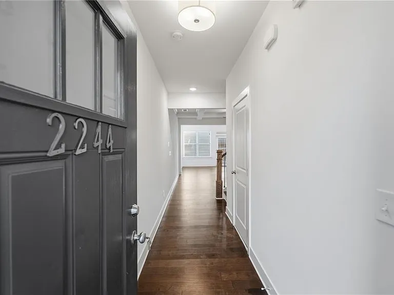 2244 Mulsanne Dr — Photo 2