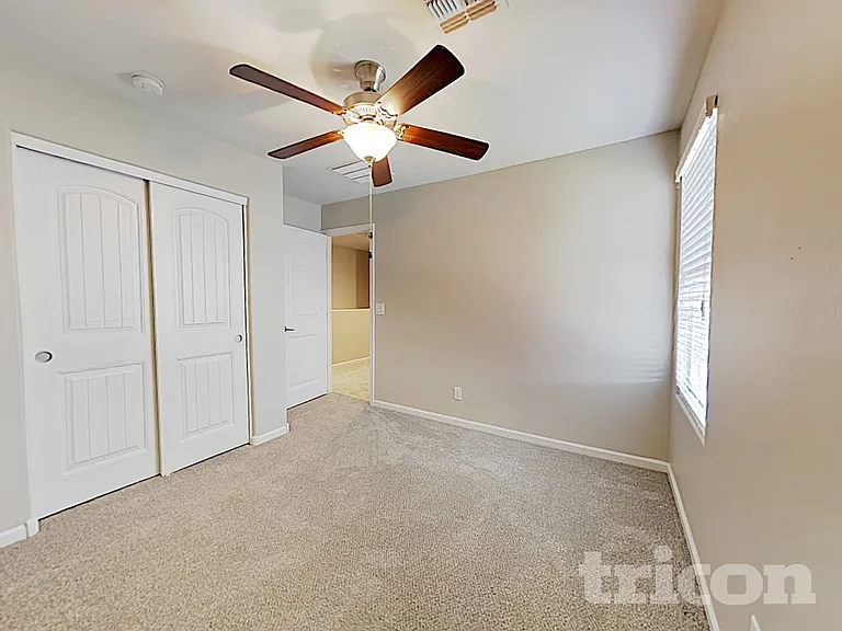 12562 W Gentle Rain Rd — Photo 13