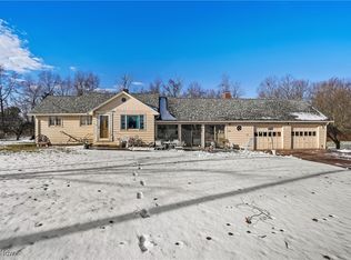 8820 Cook Rd, Salem, OH 44460