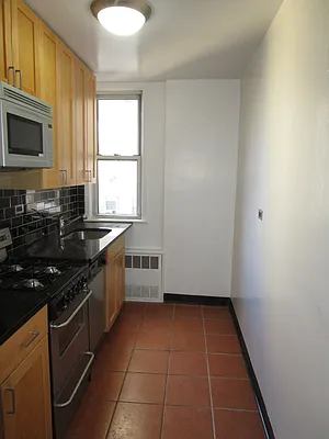 Rented by City & Suburban | media 7