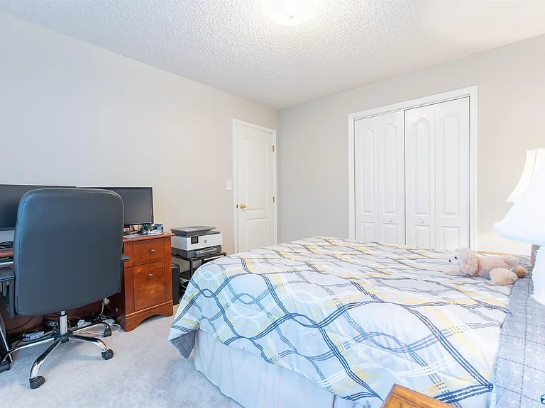 127 Sunset Blvd — Photo 24