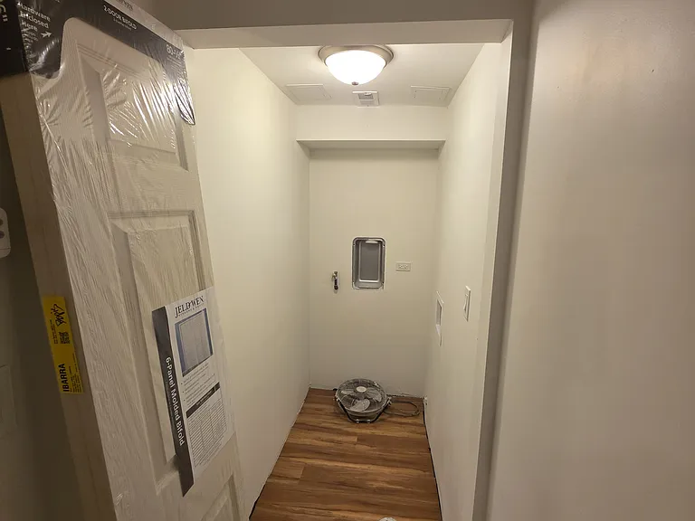 4700 W 21st St #BASEMENT — Photo 6