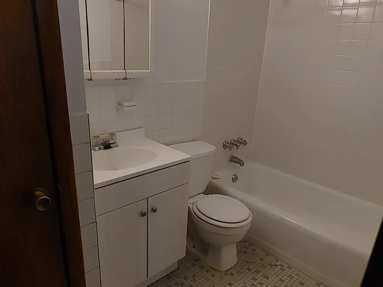 3455 Minnehaha Ave #4 — Photo 5