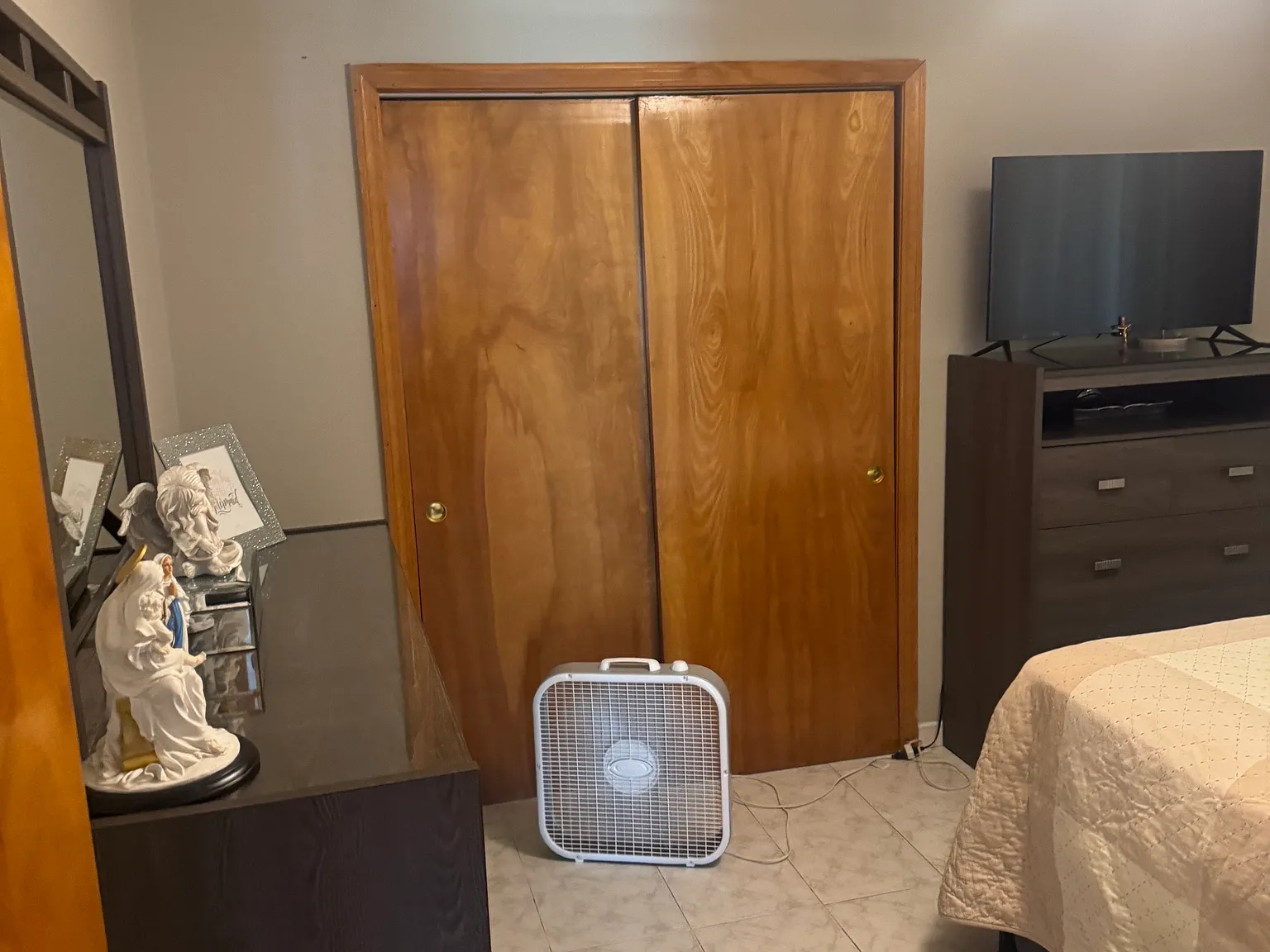 1 bed, 900 sqft, $2,500 — Photo 4