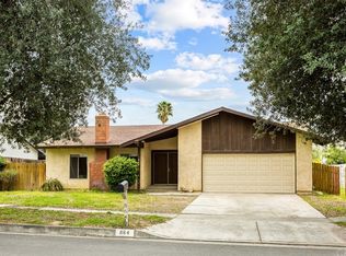 864 Frontier Ave, Redlands, CA 92374