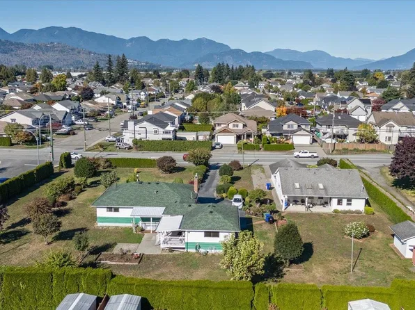 44810 Keith Wilson Rd, Chilliwack, BC V2R 3J9