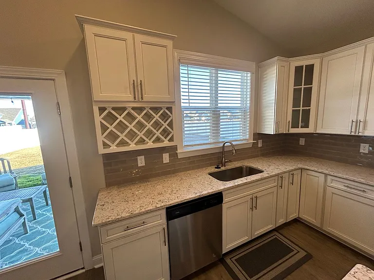 585 Oyster Dr — Photo 23