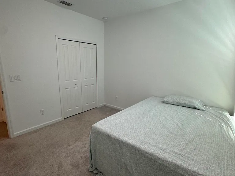4002 Haydon Burns Pl — Photo 13