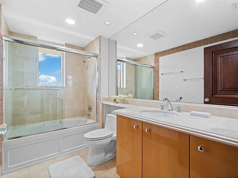 17875 Collins Ave #702 — Photo 45