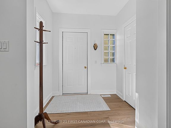 5th image of 12 Charles St