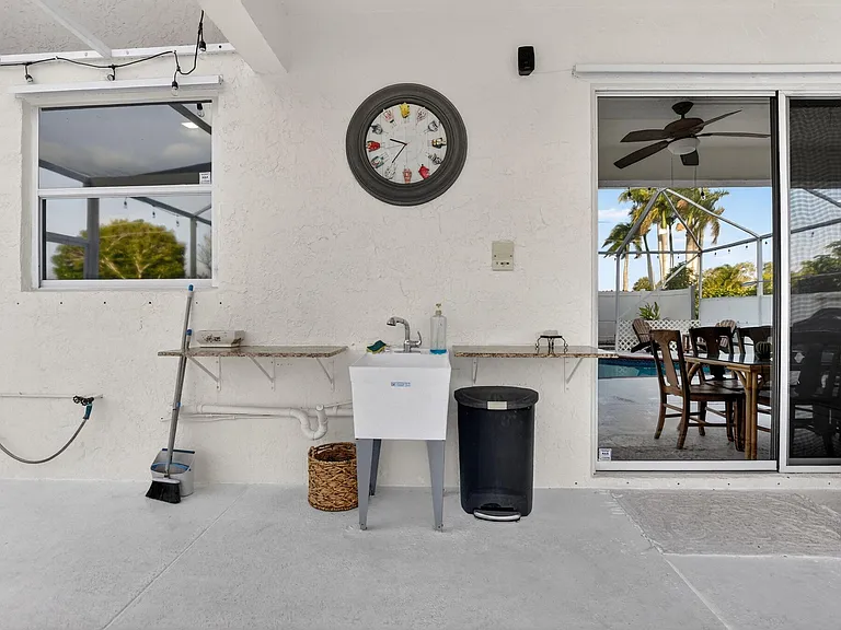 18280 Coral Isles Dr — Photo 49