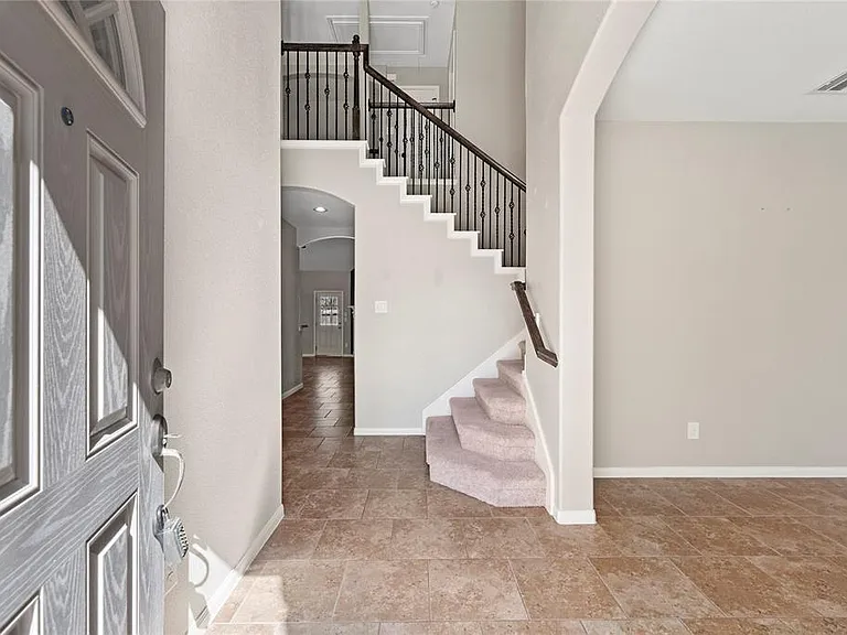 16026 Rustlers Trail Ln — Photo 5