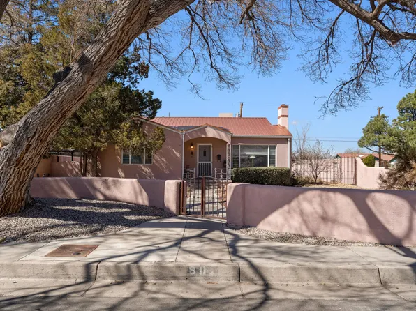 801 Parkland Cir SE, Albuquerque, NM 87108