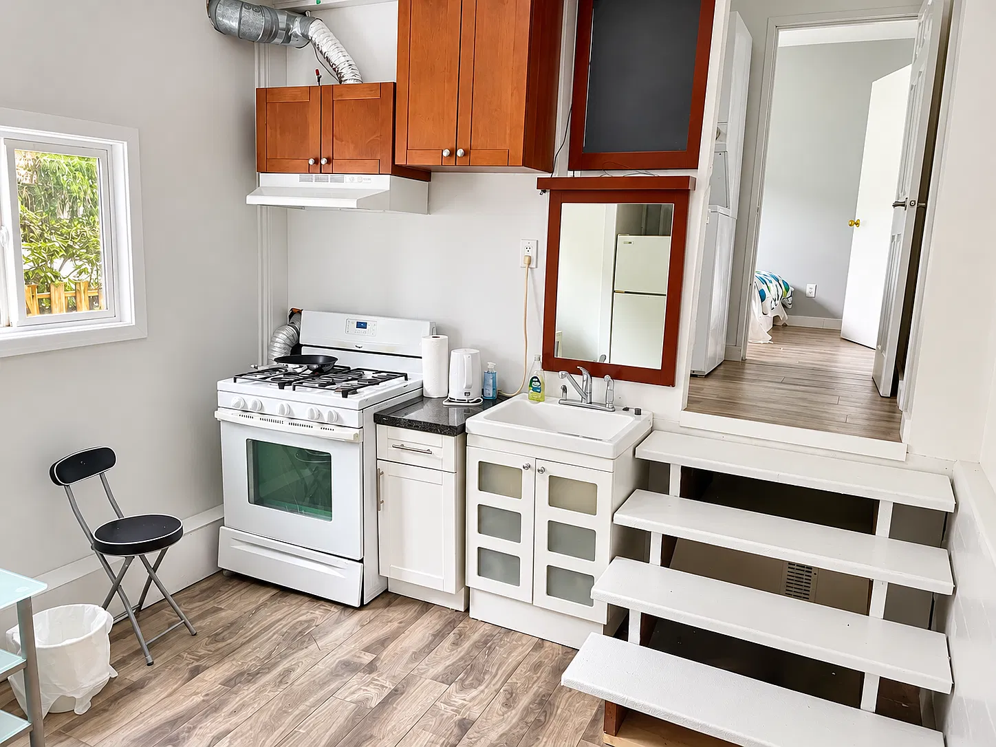 1 bed, $1,100 — Photo 2