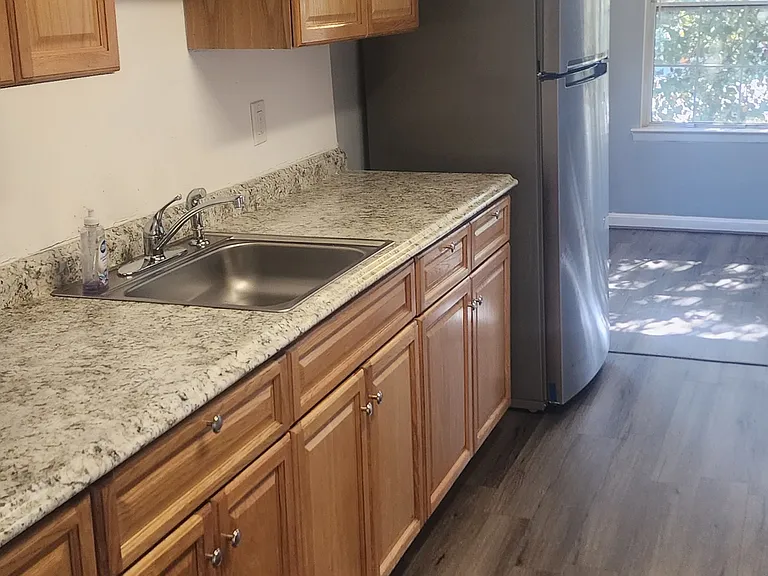1634 Brooksquare Dr — Photo 11