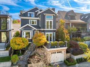 5770 Ashworth Ave N, Seattle, WA 98103