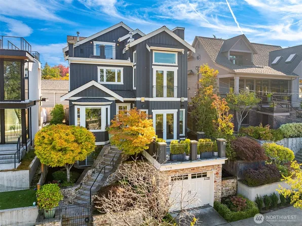 5770 Ashworth Avenue N, Seattle, WA 98103