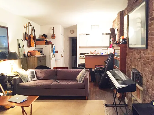 Rented by Compass | media 2