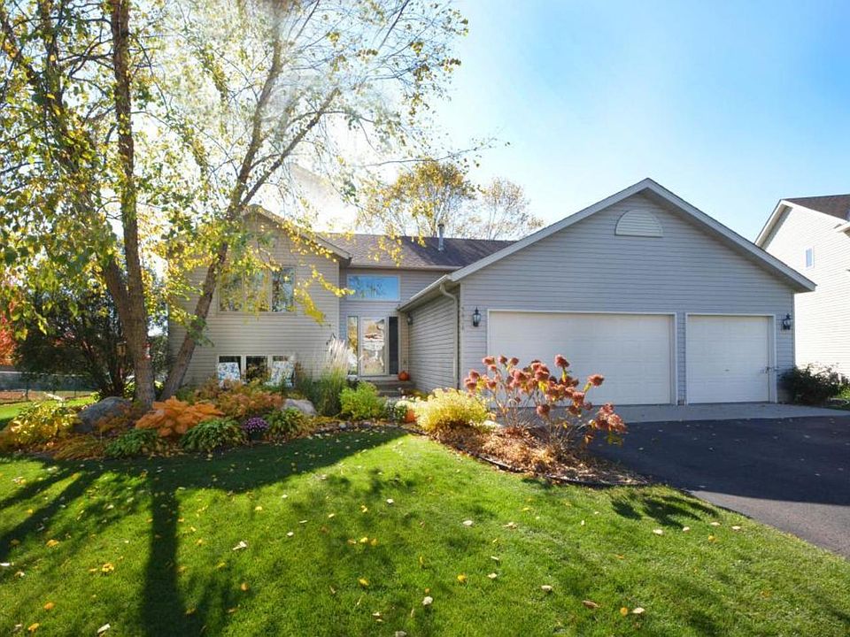 1st image of 3404 White Oaks Ln