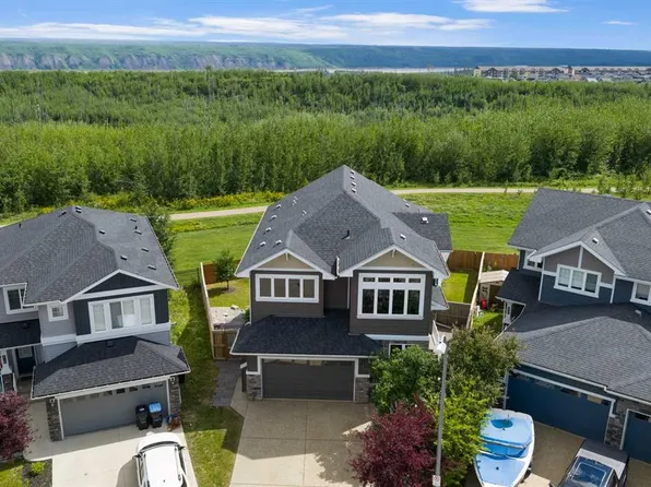 420 W Dixon Rd SE, Wood Buffalo, AB T9K 2Y6