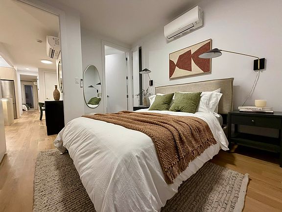 5th image of 558 Sackett St #3D